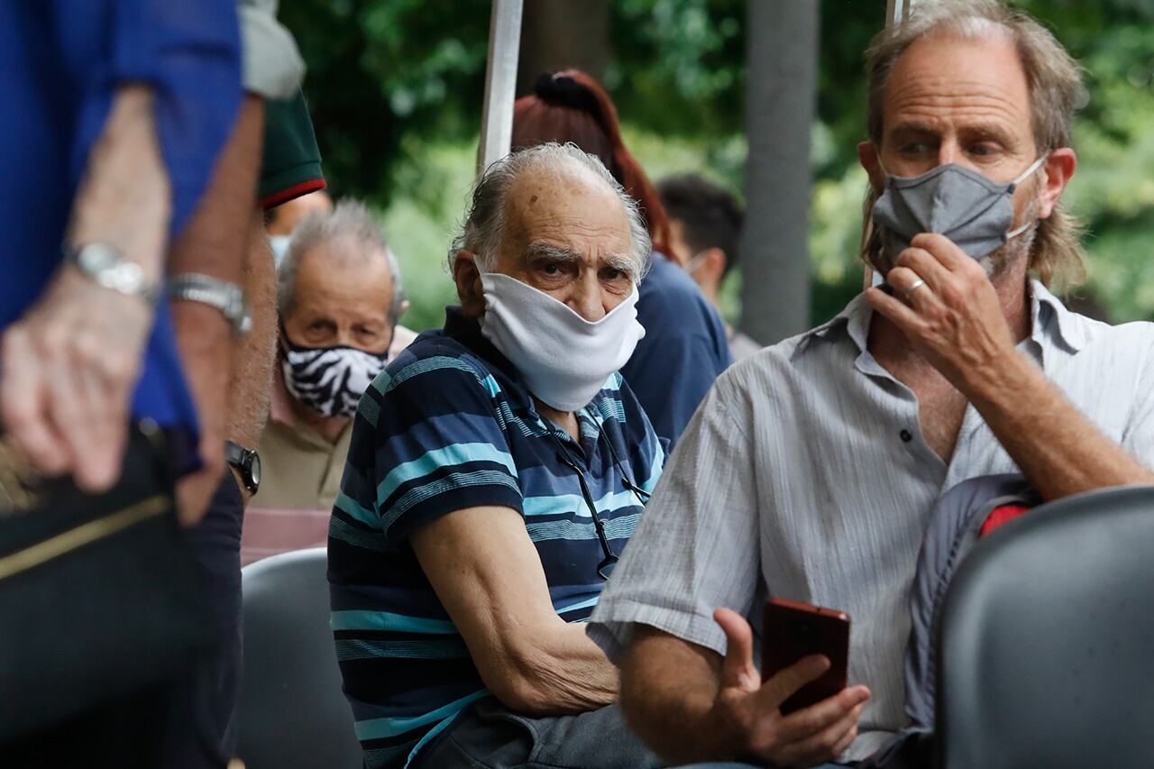 Los jubilados cobrarán el bono de 8.000 pesos antes de Navidad.