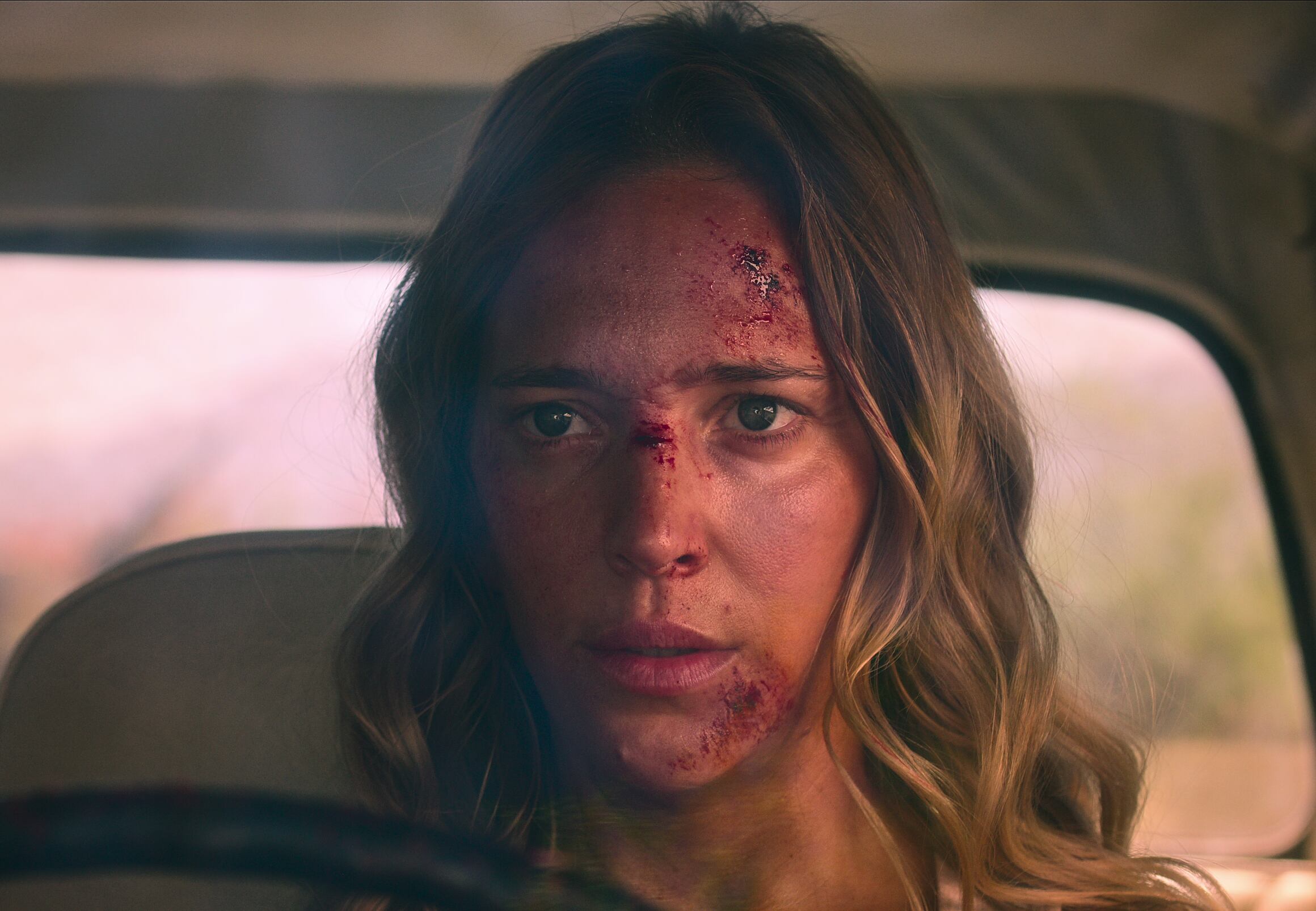 Luisana Lopilato es Manuela “Pipa” Pelari, una mujer policía dura de pelar. 