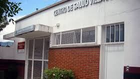 Afuera del Centro de Salud de General Ballivián