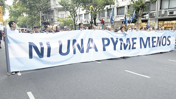 “Sube la factura de la luz un mil por ciento aunque estamos produciendo la mitad”, se quejan los industriales.