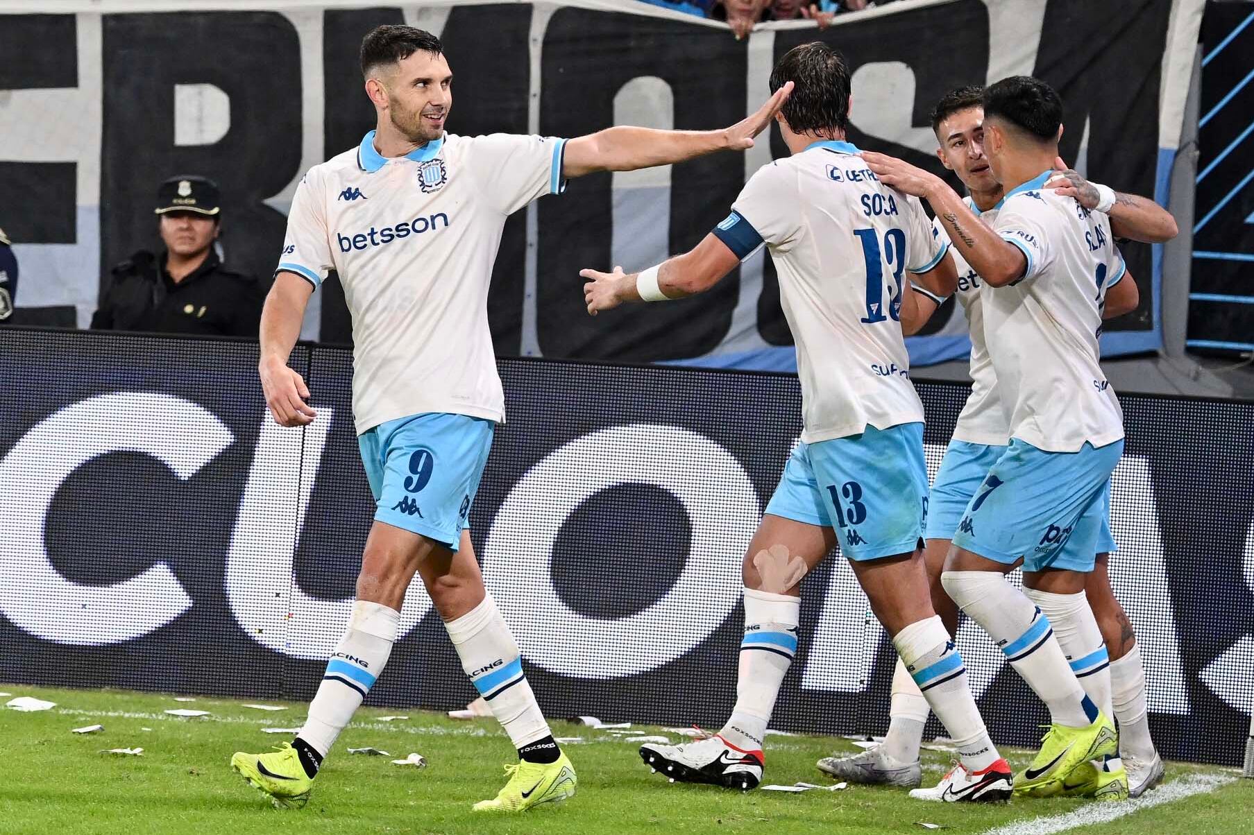 Tercer triplete para Maravilla en Racing.