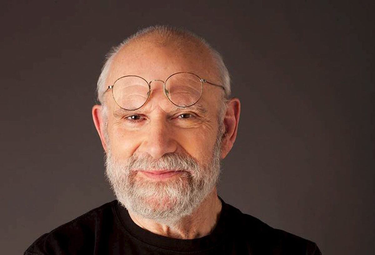 La serie Mentes brillantes fue creada a partir de la figura del escritor y neurólogo Oliver Sacks