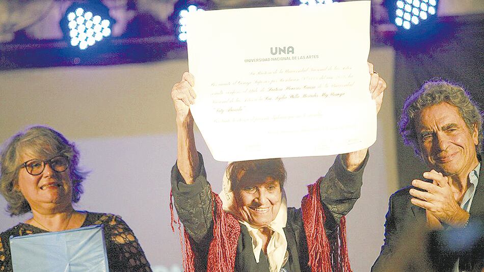 “Estoy muy agradecida y con el corazón lleno”, aseguró Taty Almeida.