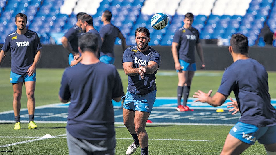 Los Pumas se entrenaron ayer en el Malvinas Argentinas.