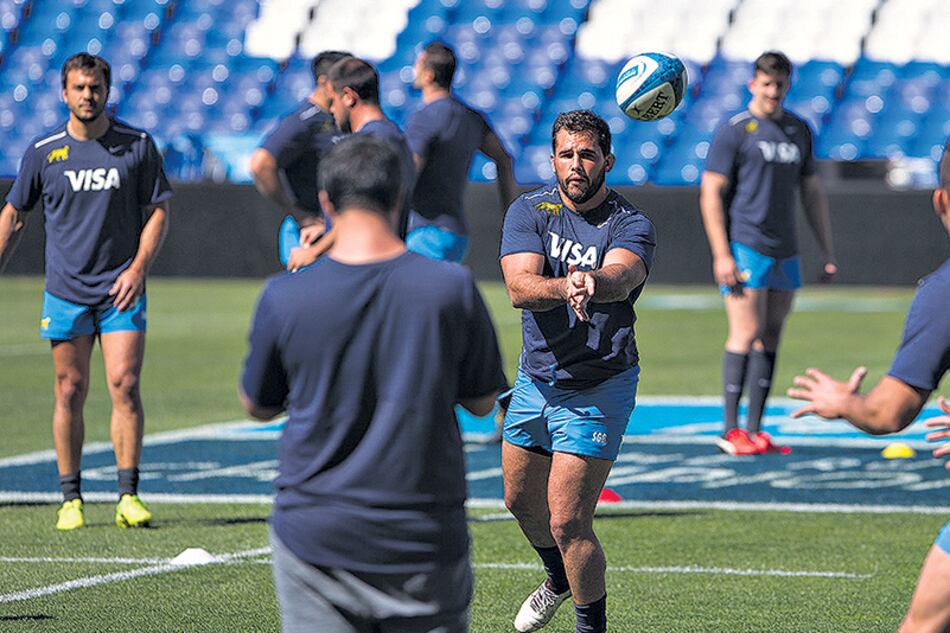 Los Pumas se entrenaron ayer en el Malvinas Argentinas.