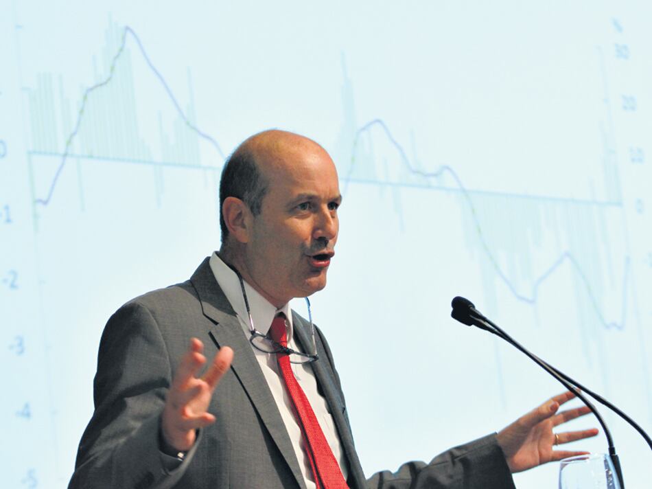 Federico Sturzenegger. “Los viajes de compras a Chile no tienen nada que ver con el precio del dólar.” 