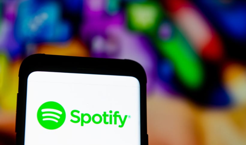 Spotify aplicó nuevas reglas para "proteger" a artistas, productores y oyentes de los "usos malintencionados" de la inteligencia artificial