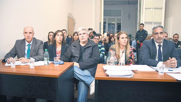 Matías Bagnato (centro) pidió que el condenado no sea expulsado a España porque teme que regrese libre.