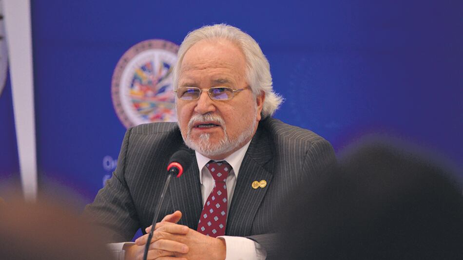 “Se espera que nos envíen información más concreta”, dijo Eguiguren.