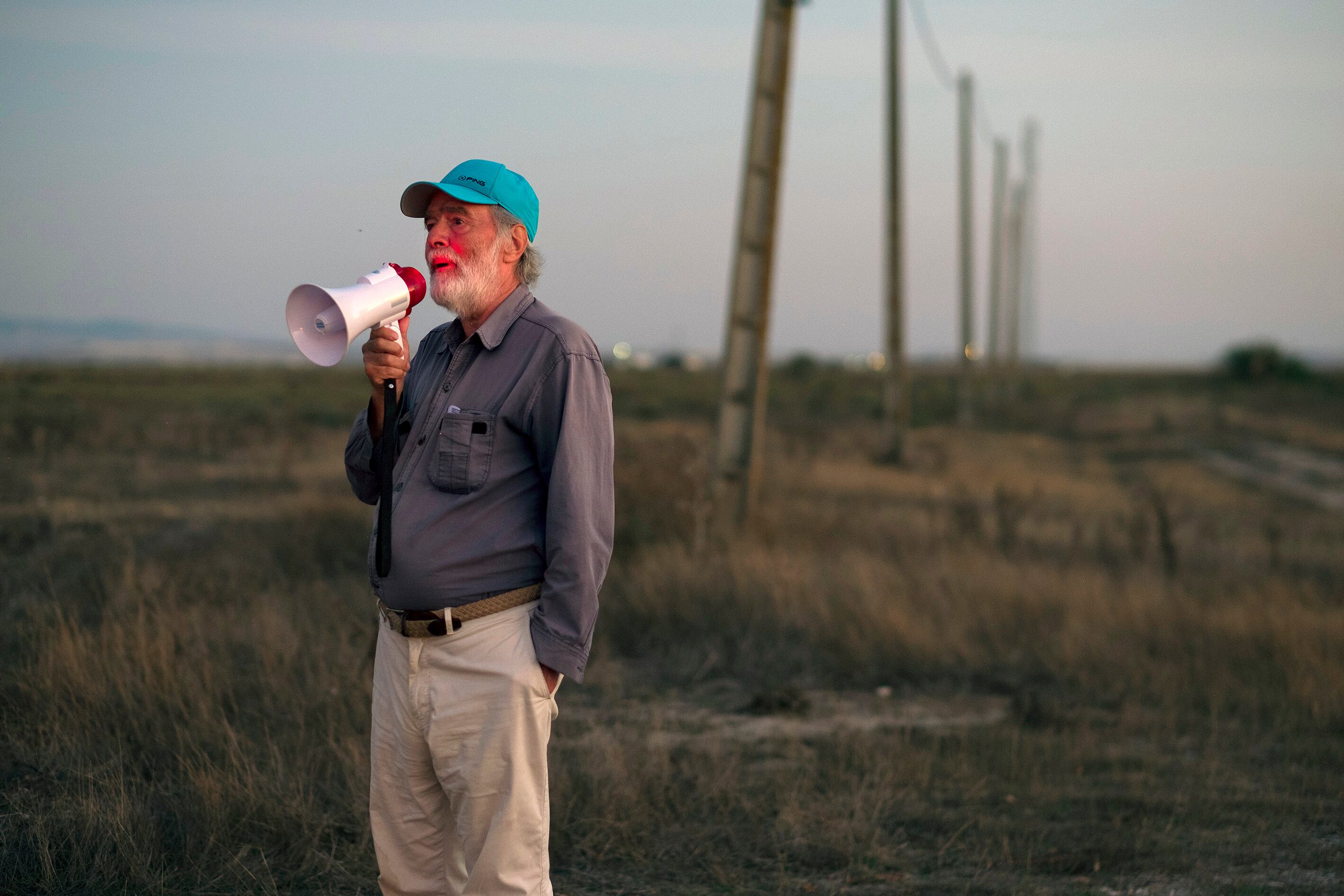 "Una vez que cambia todo el panorama político, también cambia (o debe cambiar) el panorama estético", dice García Pelayo.