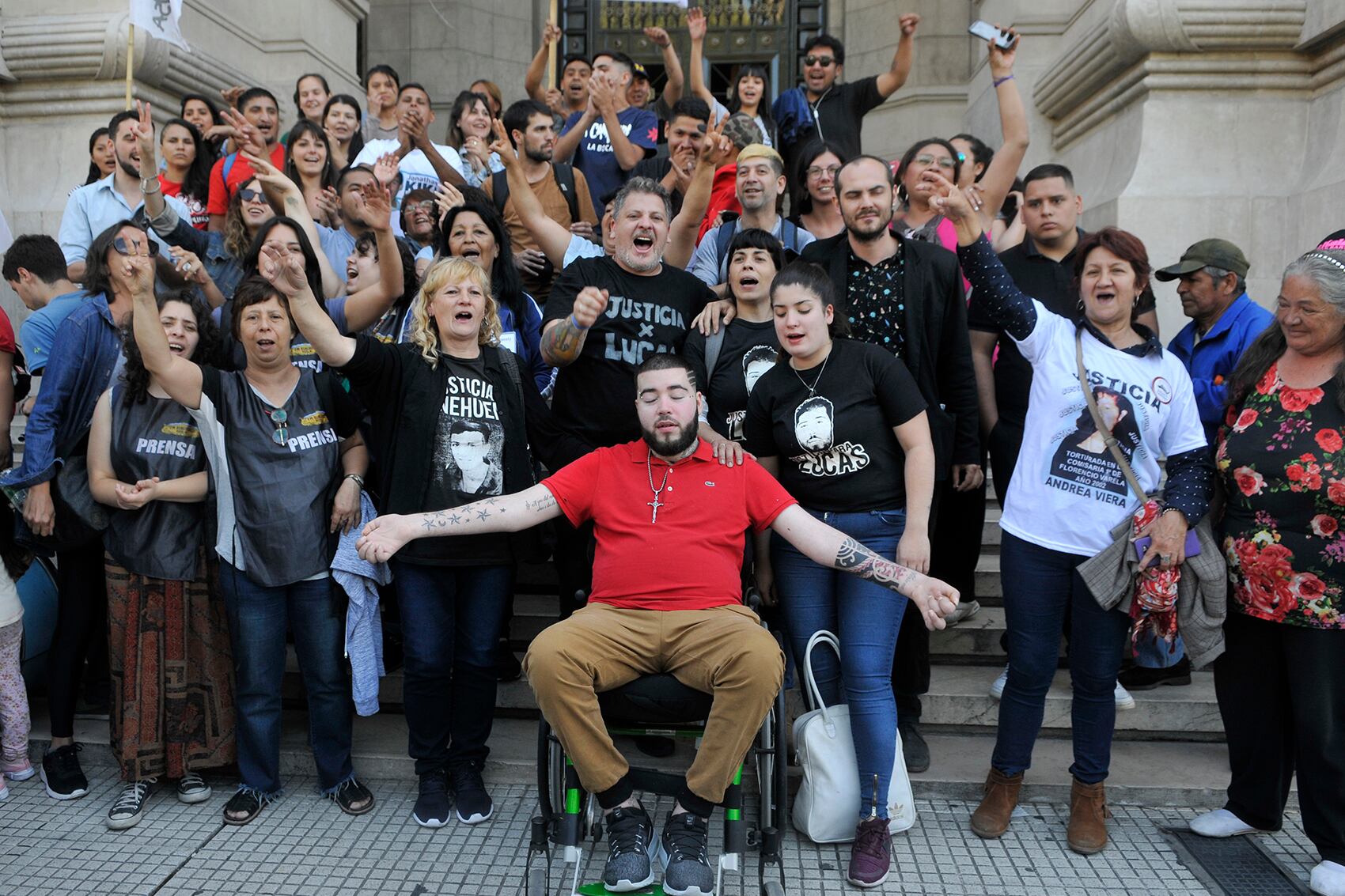 Ayala sostuvo su inocencia: detrás,en silla de ruedas, Lucas Cabello.