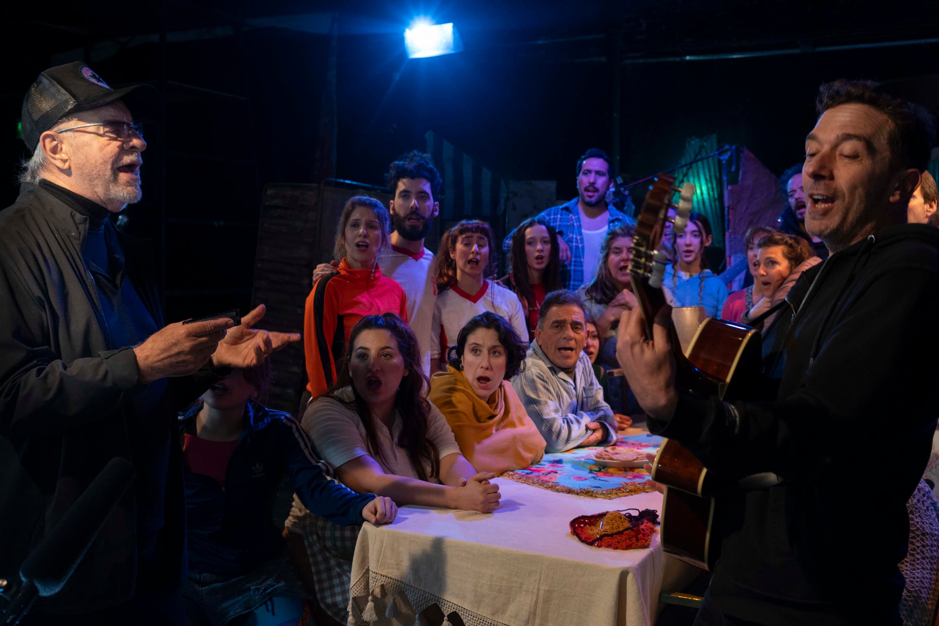 Gieco y Los Pompapetriyasos estarán este sábado a las 21 en Av. Brasil 2640