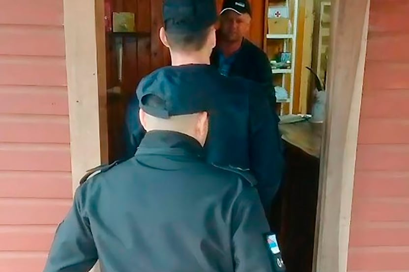 El pequeño productor yerbatero Alejandro Cus, de localidad misionera de San Vicente, fue detenido tras amenazar con prenderse fuego