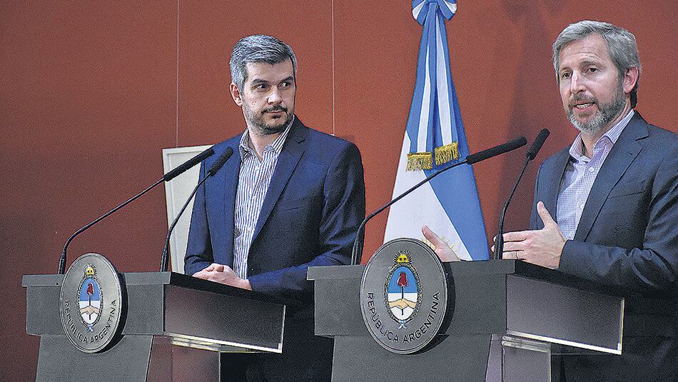 Marcos Peña y Rogelio Frigerio ofrecieron una conferencia de prensa ayer en Gobierno.