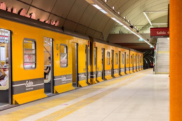 Este jueves se realiza la audiencia pública para actualizar la tarifa de subte. Imagen: SBASE