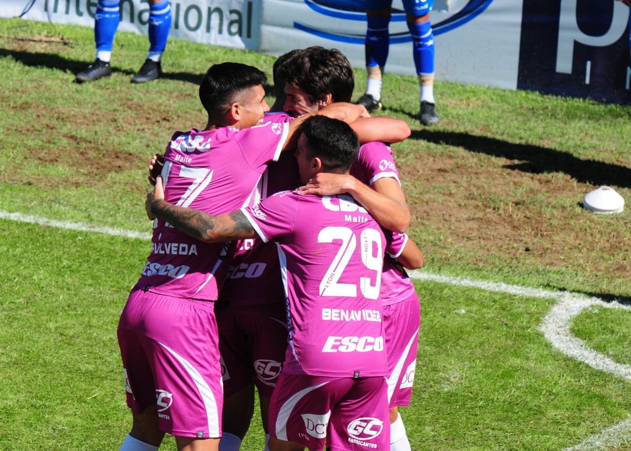 Los jugadores de Arsenal durante un festejo.