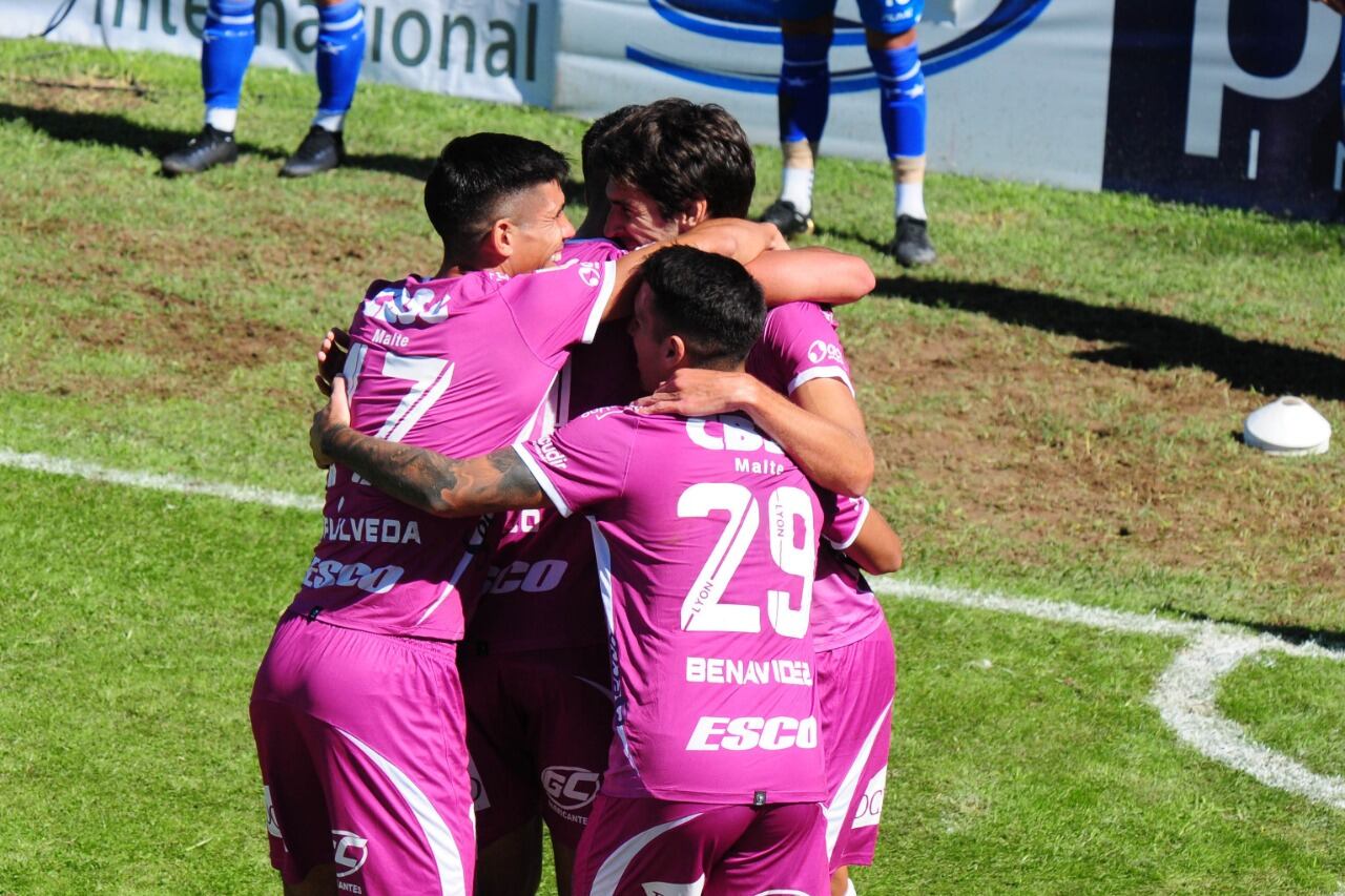 Los jugadores de Arsenal durante un festejo.