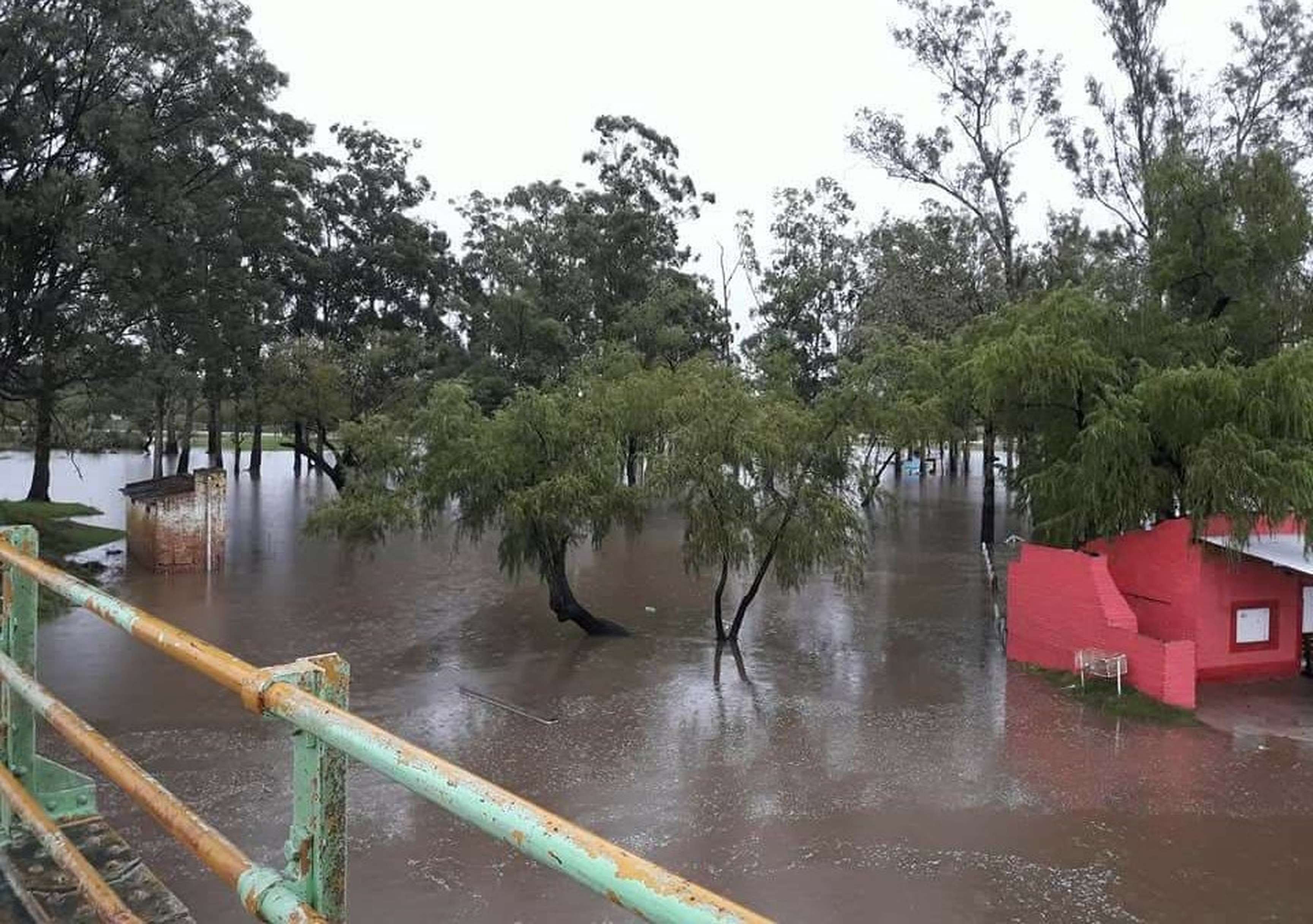 En Goya, al sur de Corrientes, las inundaciones obligaron a suspender las clases.