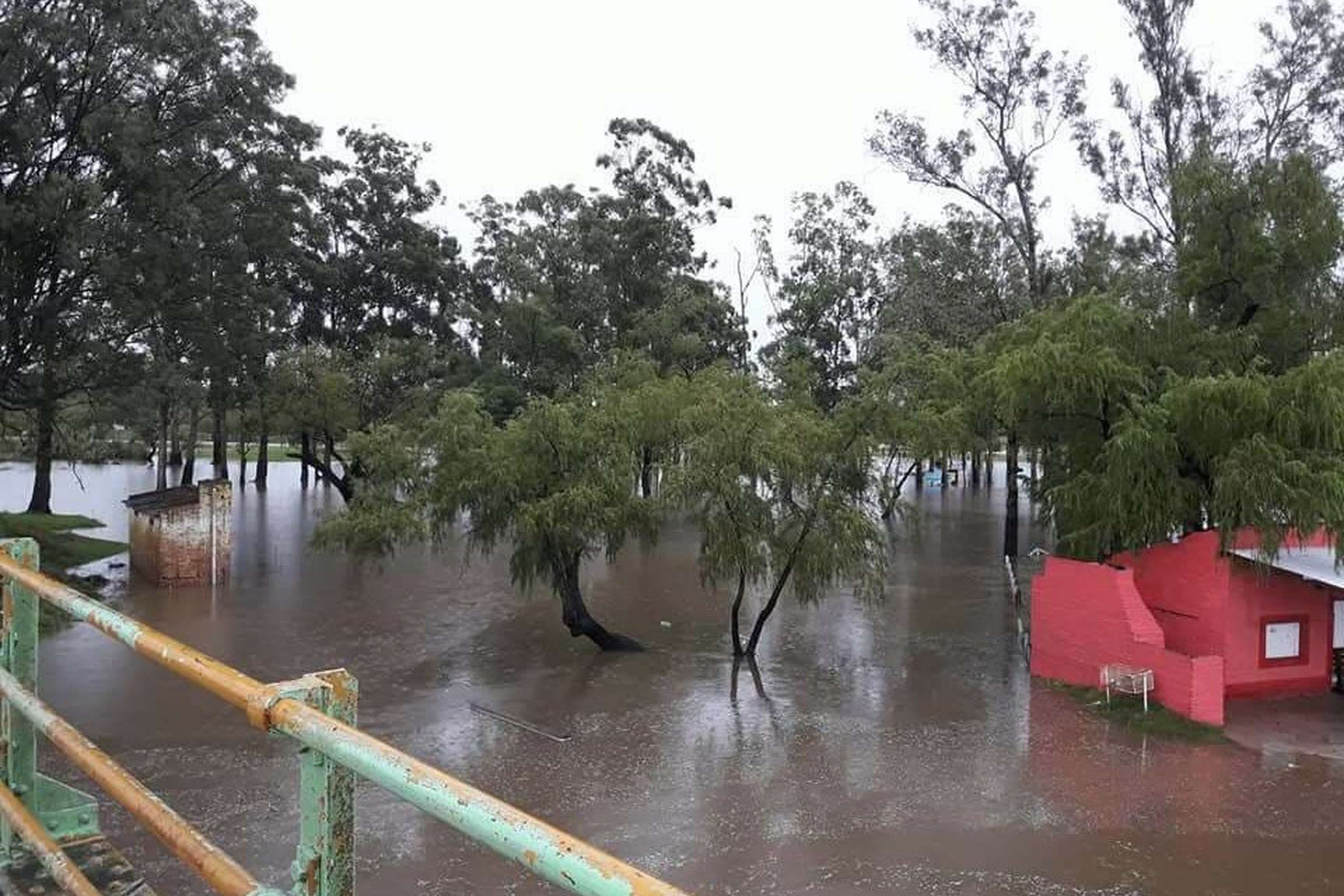 En Goya, al sur de Corrientes, las inundaciones obligaron a suspender las clases.