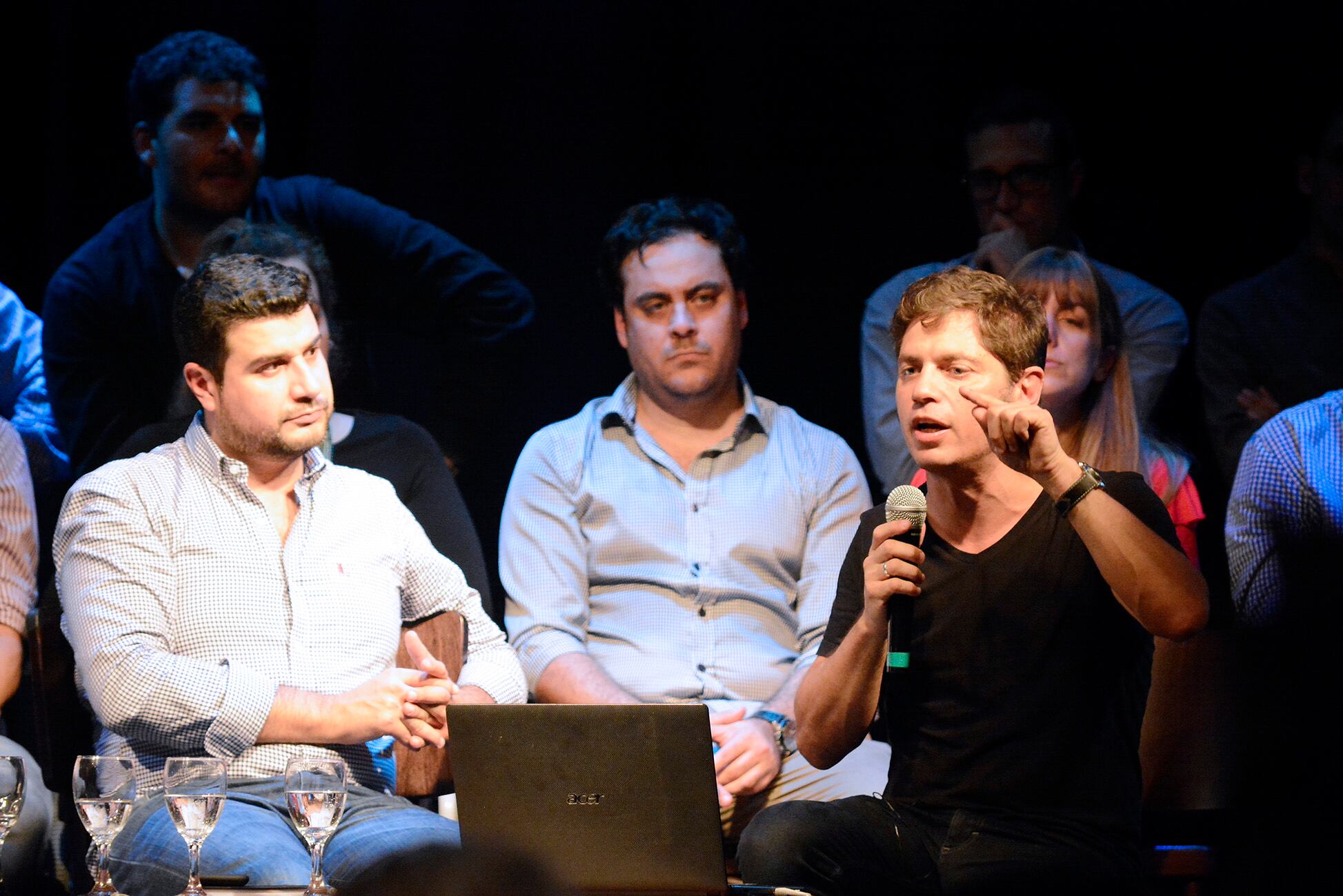 Kicillof criticó la dolarización de la economía, justo cuando la cotización se desbocó.
