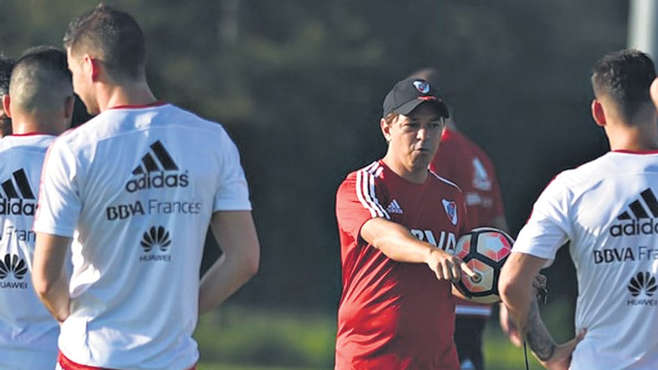 Marcelo Gallardo ayer durante el entrenamiento.