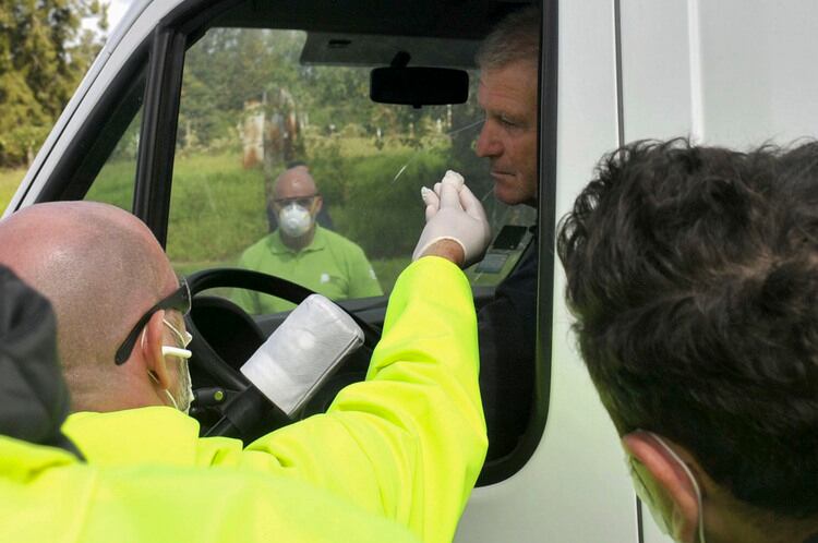Si la persona no detecta los olores, se activa el protocolo. 