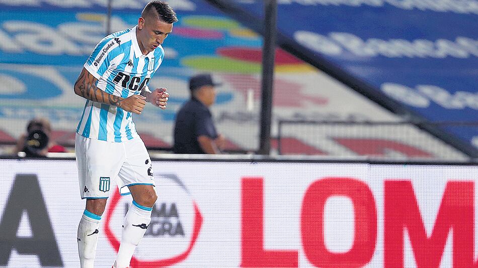 Centurión se resintió de la lesión sufrida en el triunfo ante Vélez.