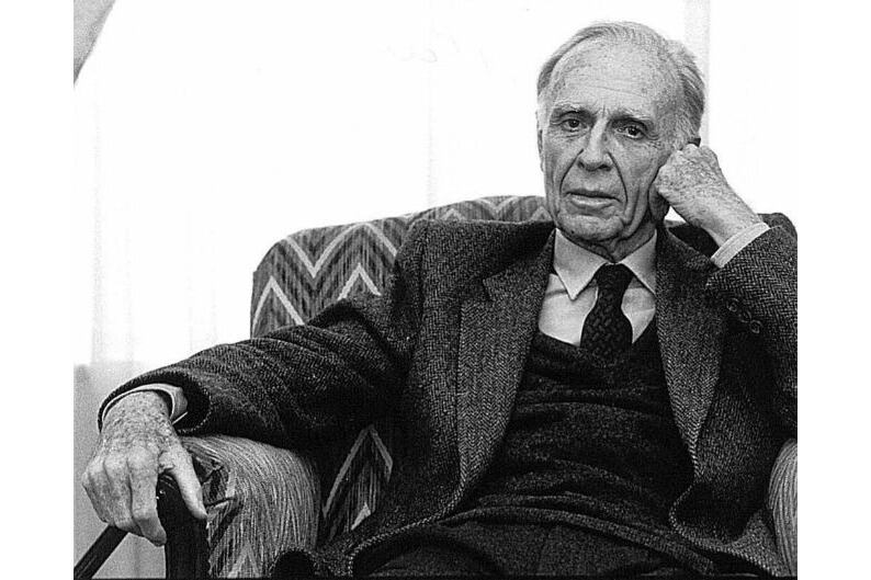 Adolfo Bioy Casares murió el 8 de marzo de 1999 a los 84 años.