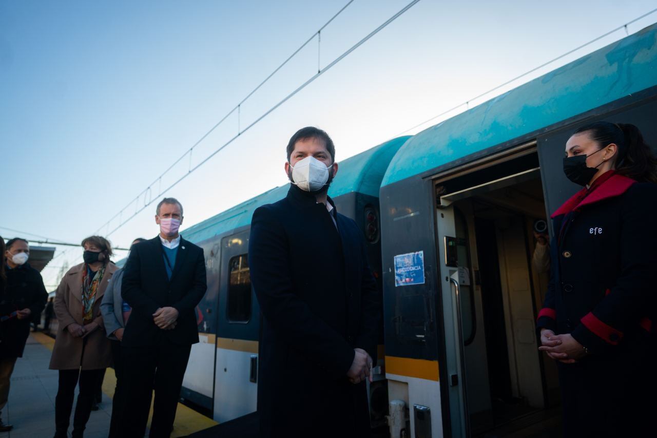 Actividad oficial en Santiago, este viernes 19 de agosto / Twitter de Gabriel Boric