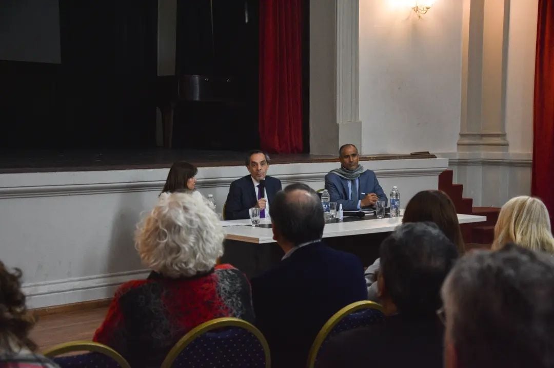Raúl Gustavo Ferreyra en la Feria del Libro 