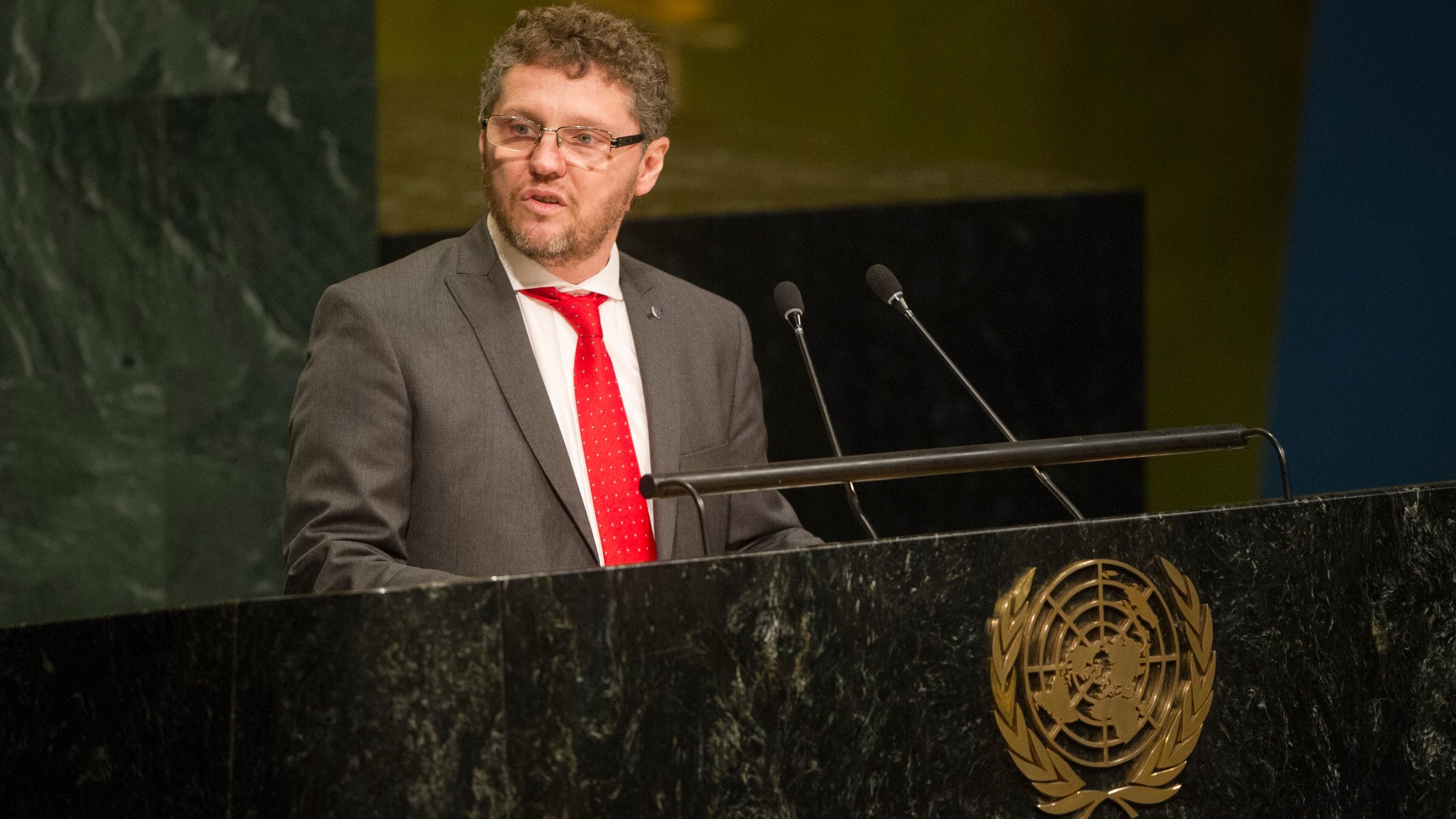 Salvioli es doctor en Ciencias Jurídicas y experto en derechos humanos.