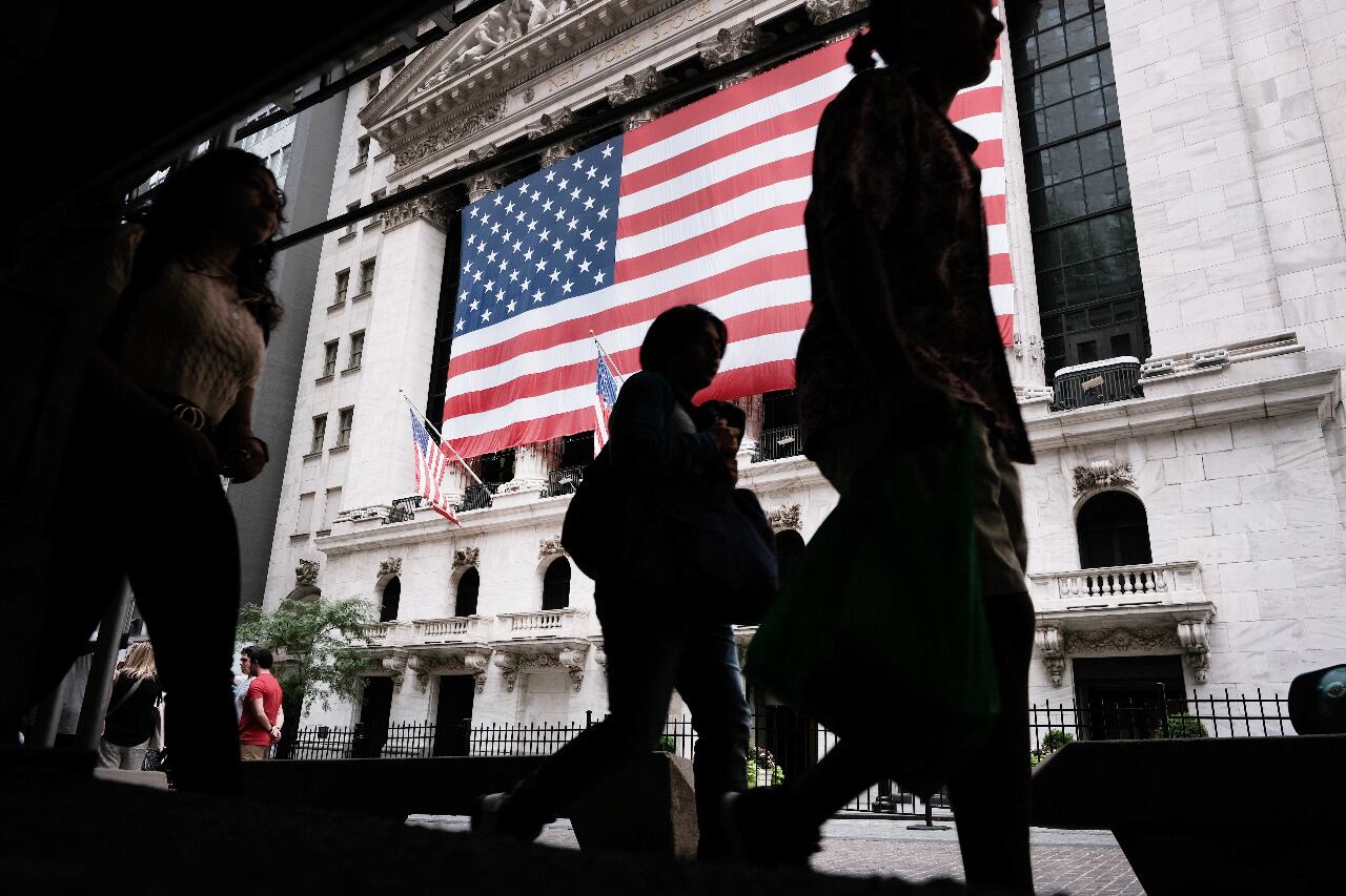 En los mercados bursátiles del mundo desarrollado las tensiones de la economía real siguen teniendo poco impacto.