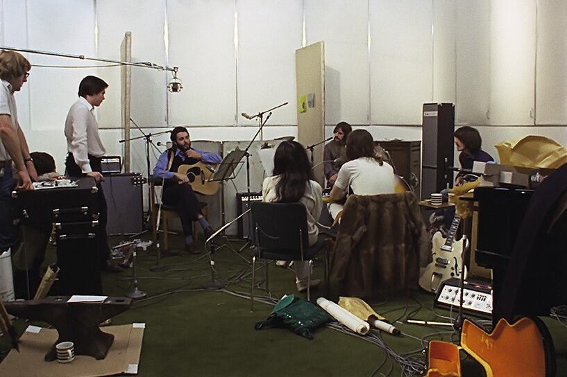 The Beatles en el sótano de Apple, donde las cosas volvieron a fluir entre ellos.