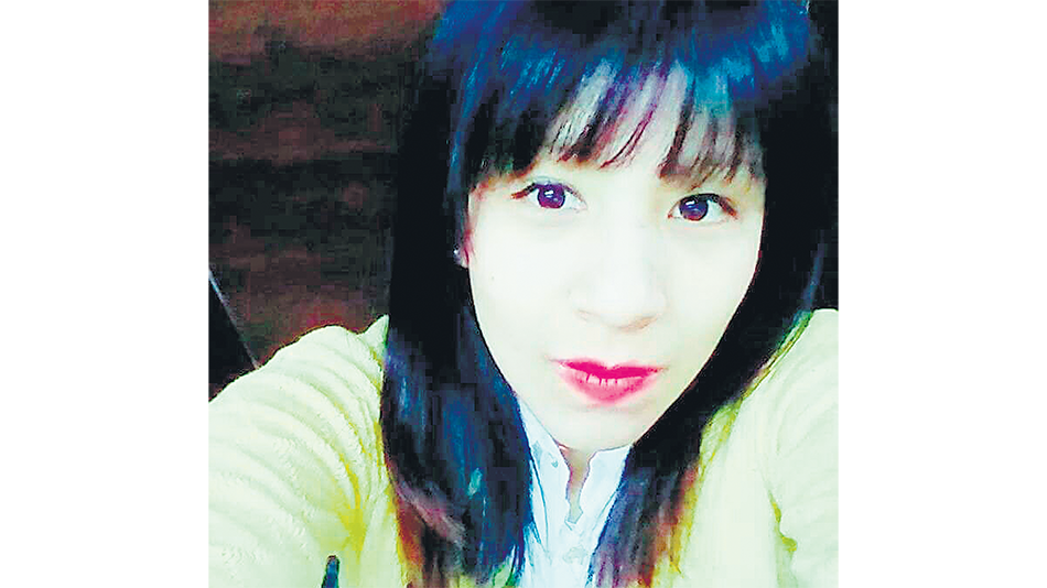 Mónica Garnica Luján se debate entre la vida y la muerte.