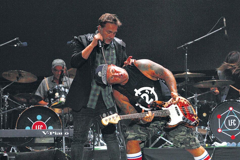 Los Fabulosos Cadillacs tocaron por primera vez en Cosquín Rock.