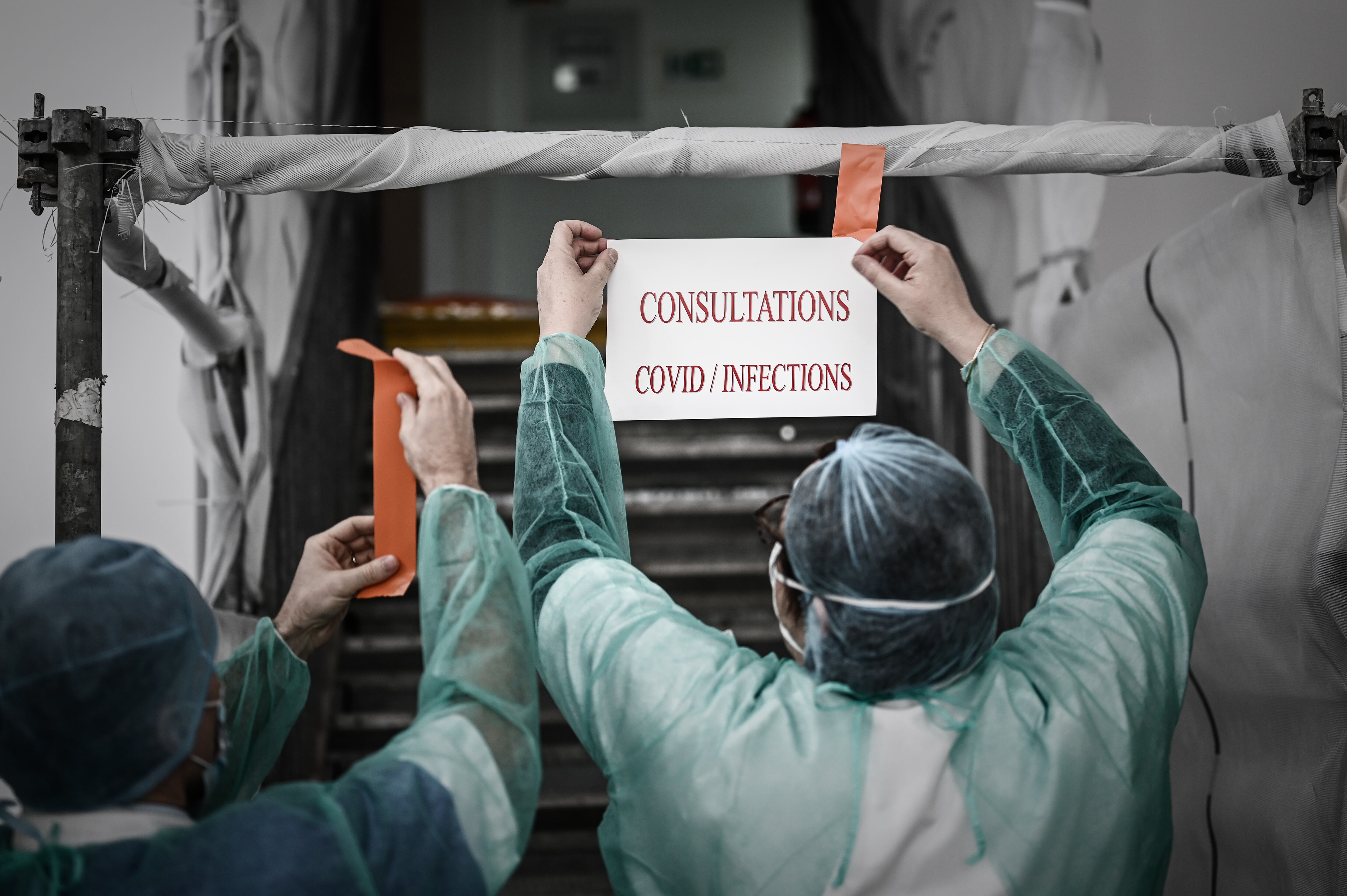 Francia alarga su cuarentena.