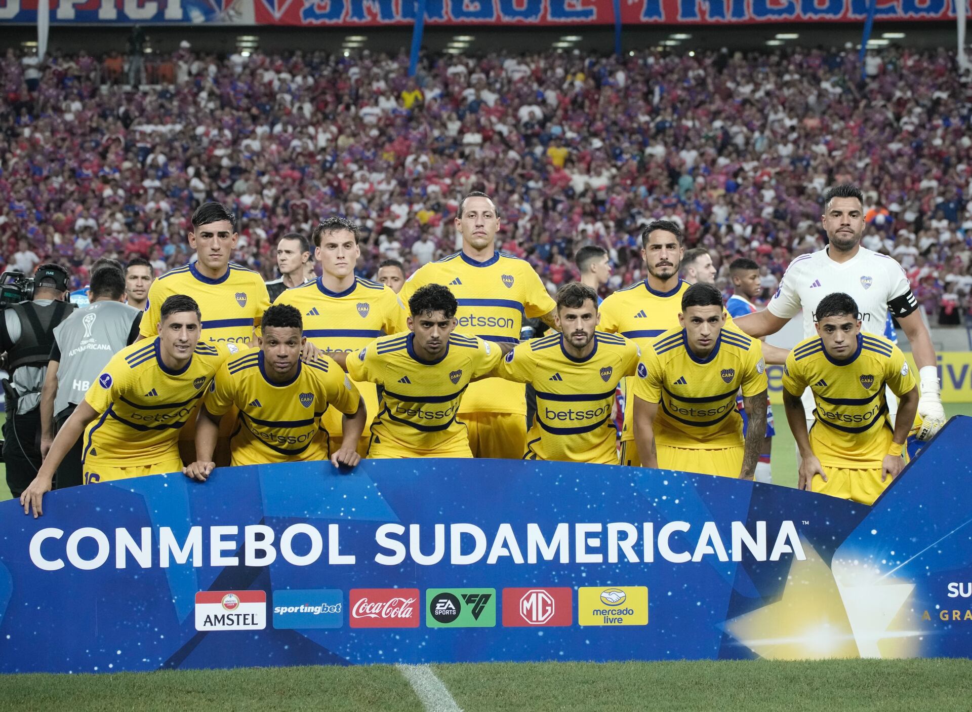 Con un mix de titulares y suplentes, Boca perdió 4 a 2 con Fortaleza en Brasil.
