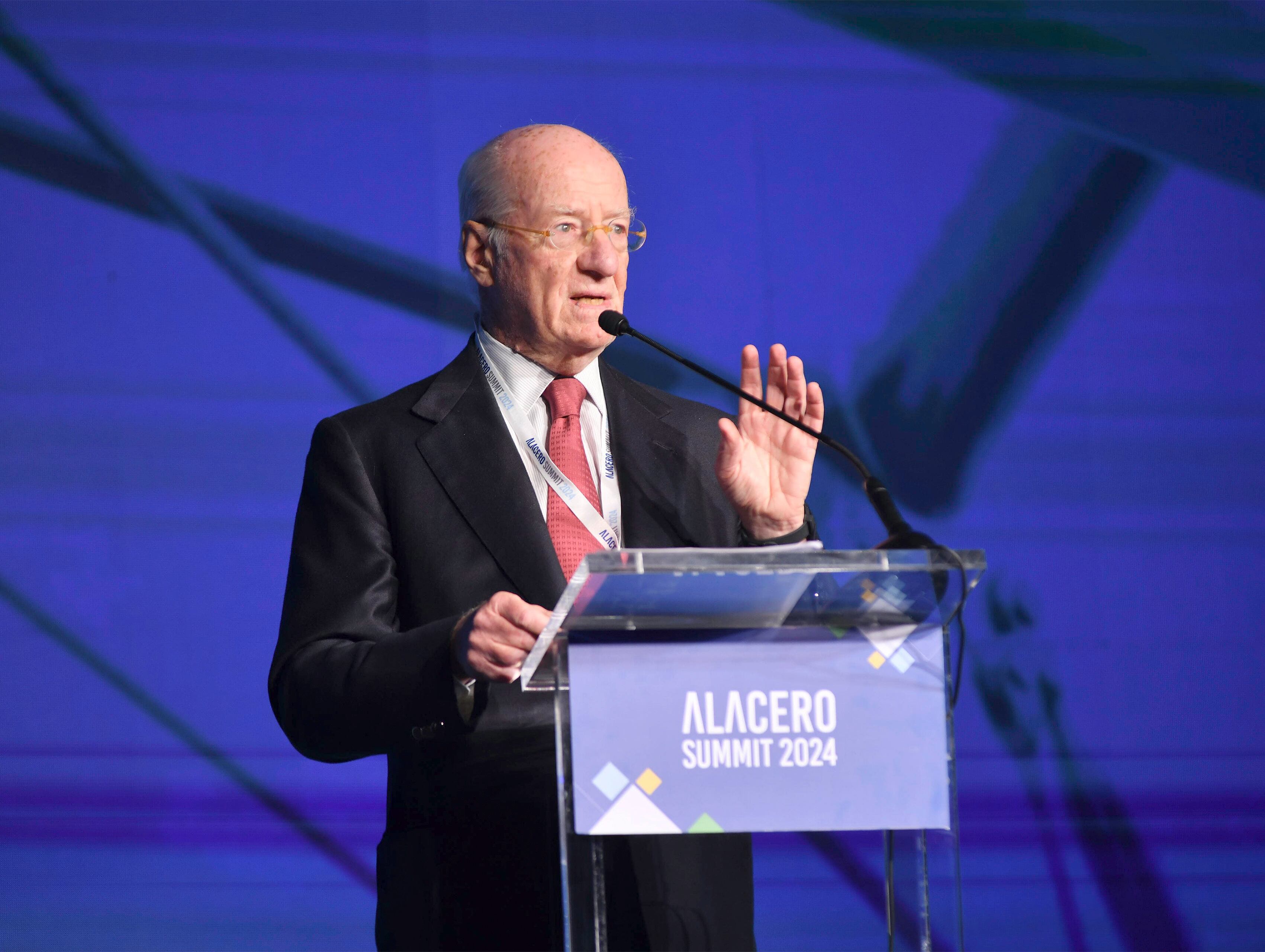 Paolo Rocca, el dueño de Techint marca la cancha en la interna empresaria.