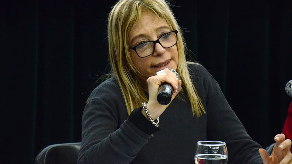 "Ni la vergüenza ni la moral inhiben las fake news", dice Merlin.