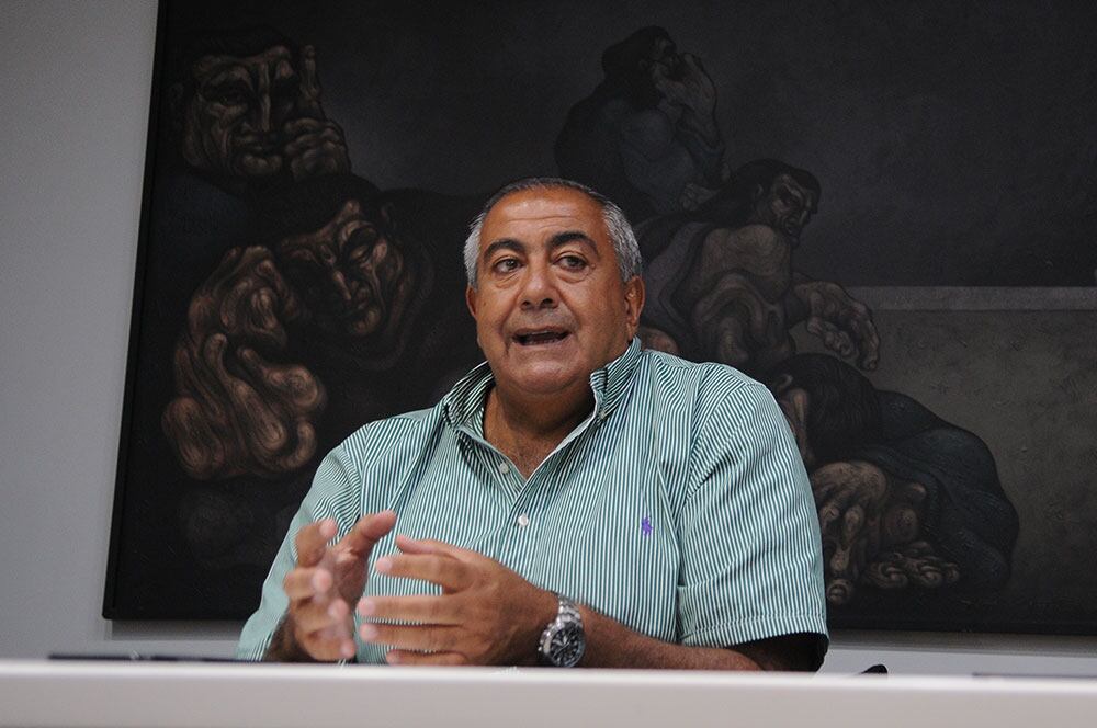 El Secretario General de la CGT, Héctor Daer, defendió el acuerdo realizado con la Unión Industrial Argentina para que los trabajadores sufran rebajas salariales del 25 por ciento debido a la suspensión de actividades por el coronavirus.