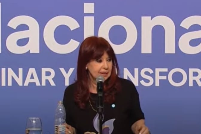 Cristina Kirchner en el Congreso de Educación en la UBA.