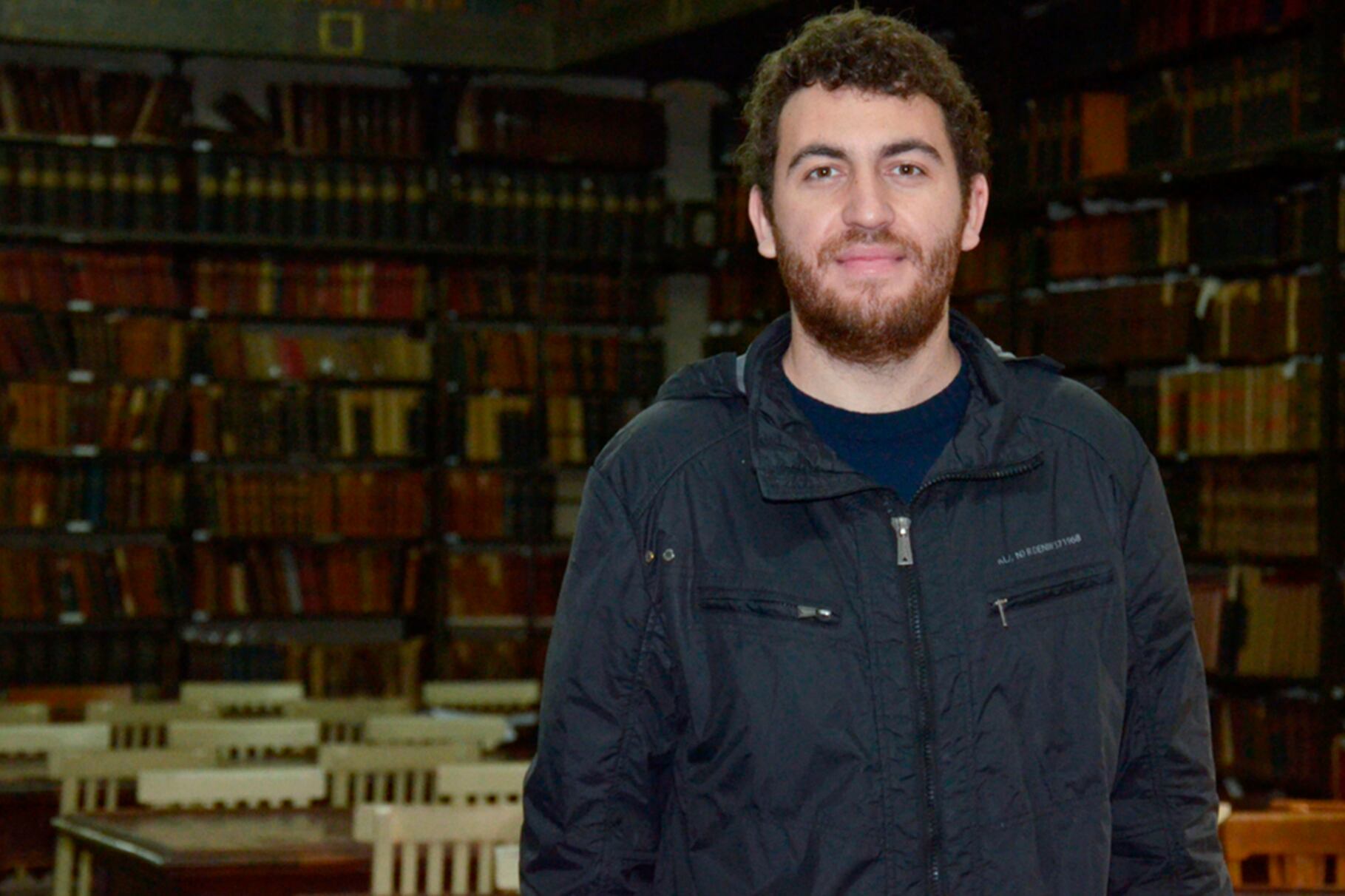 Aín Mora integra el equipo de la Facultad de Ciencias Económicas que estudia la deuda ecológica.