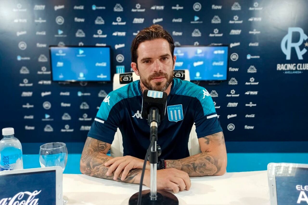 El técnico de Racing Fernando Gago