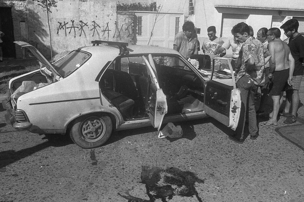 Los vehículos recibieron cerca de 200 balas.