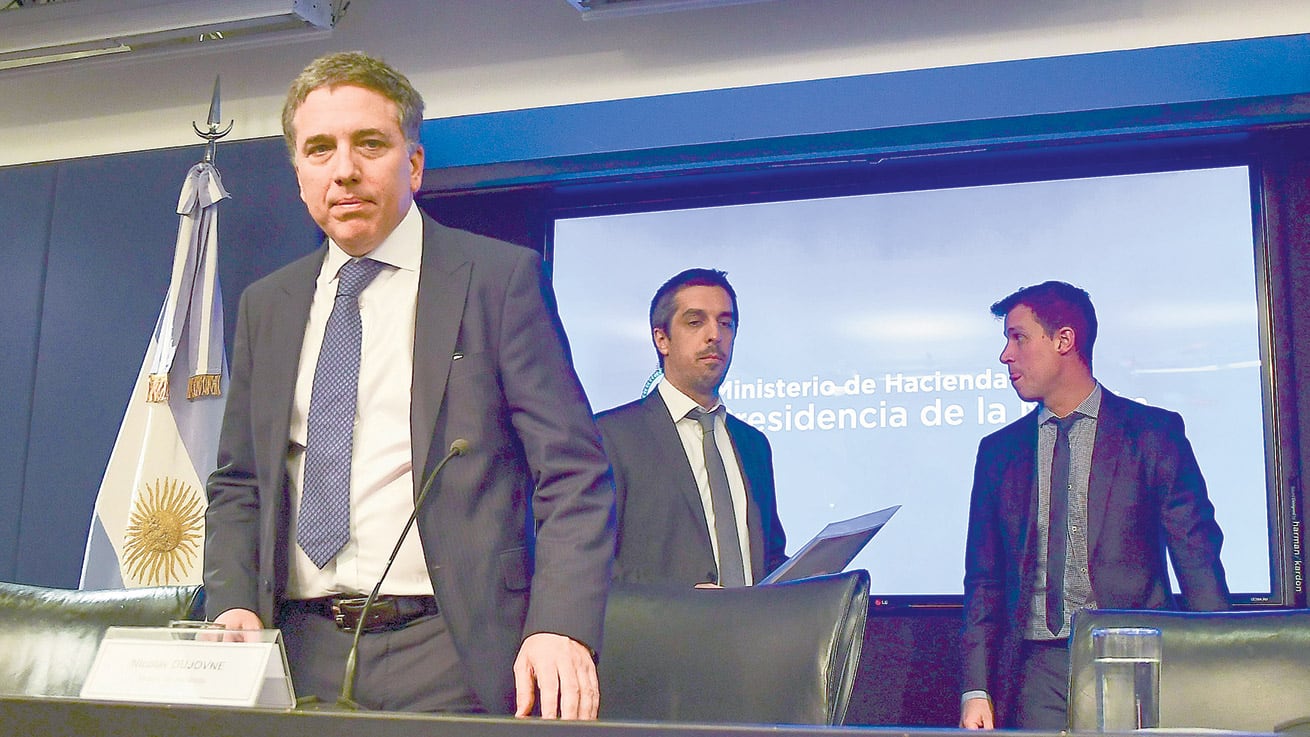 Nicolás Dujovne, ministro de Hacienda. “La resolución está suspendida hasta que analicemos su impacto”.