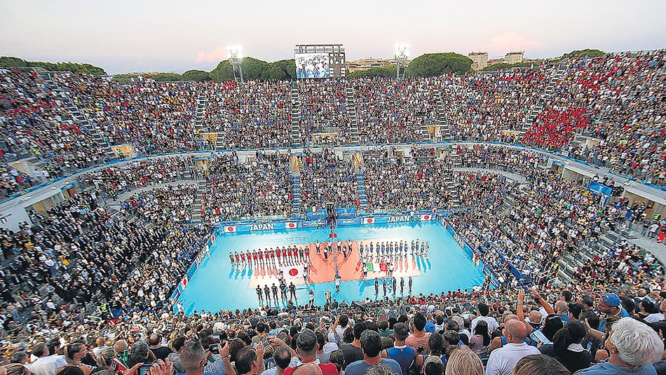 El partido inaugural del Mundial se jugó al aire libre en el Foro Itálico de Roma.