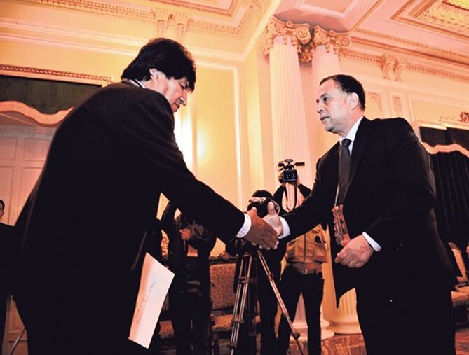 Normando Alvarez García con el presidente Evo Morales.