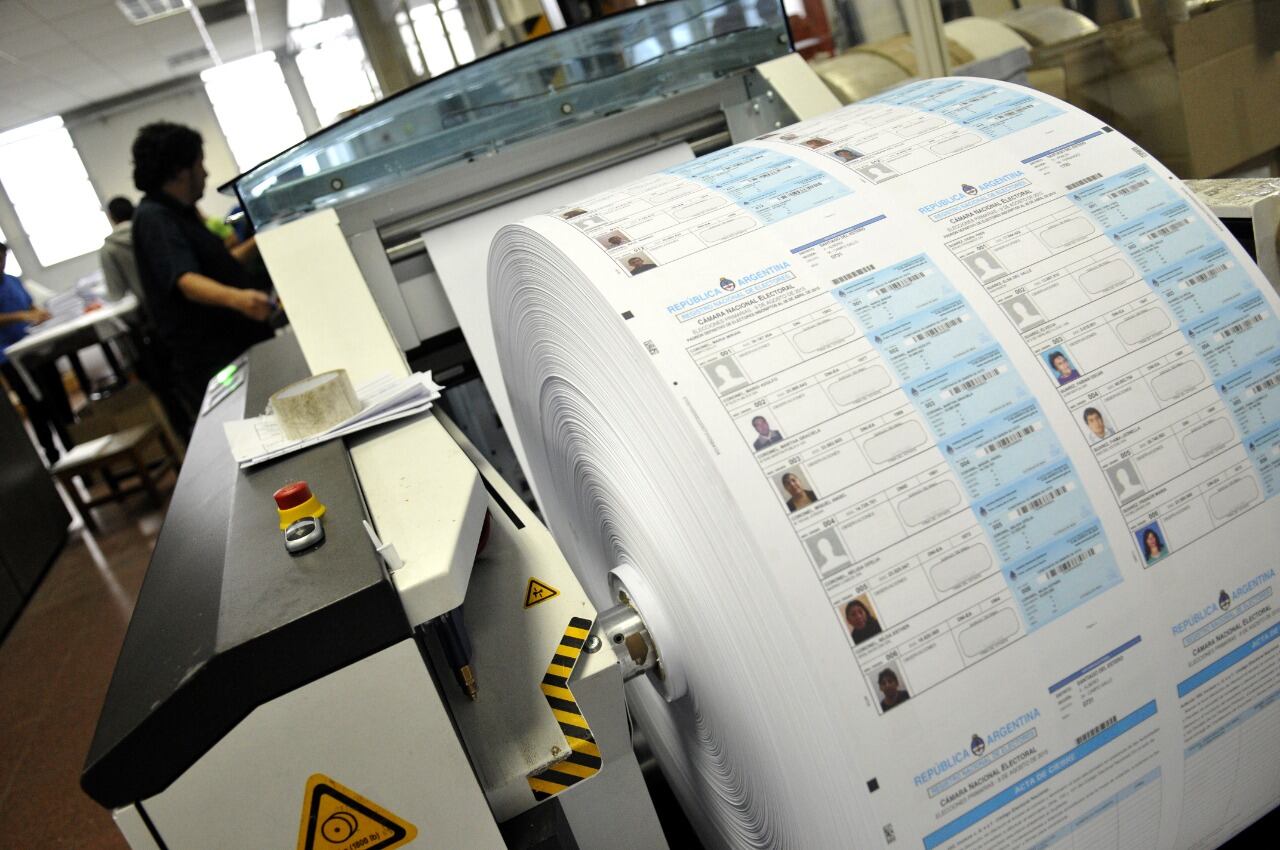 Dónde voto este 14 de noviembre: el lugar y la mesa se puede consultar por Internet.