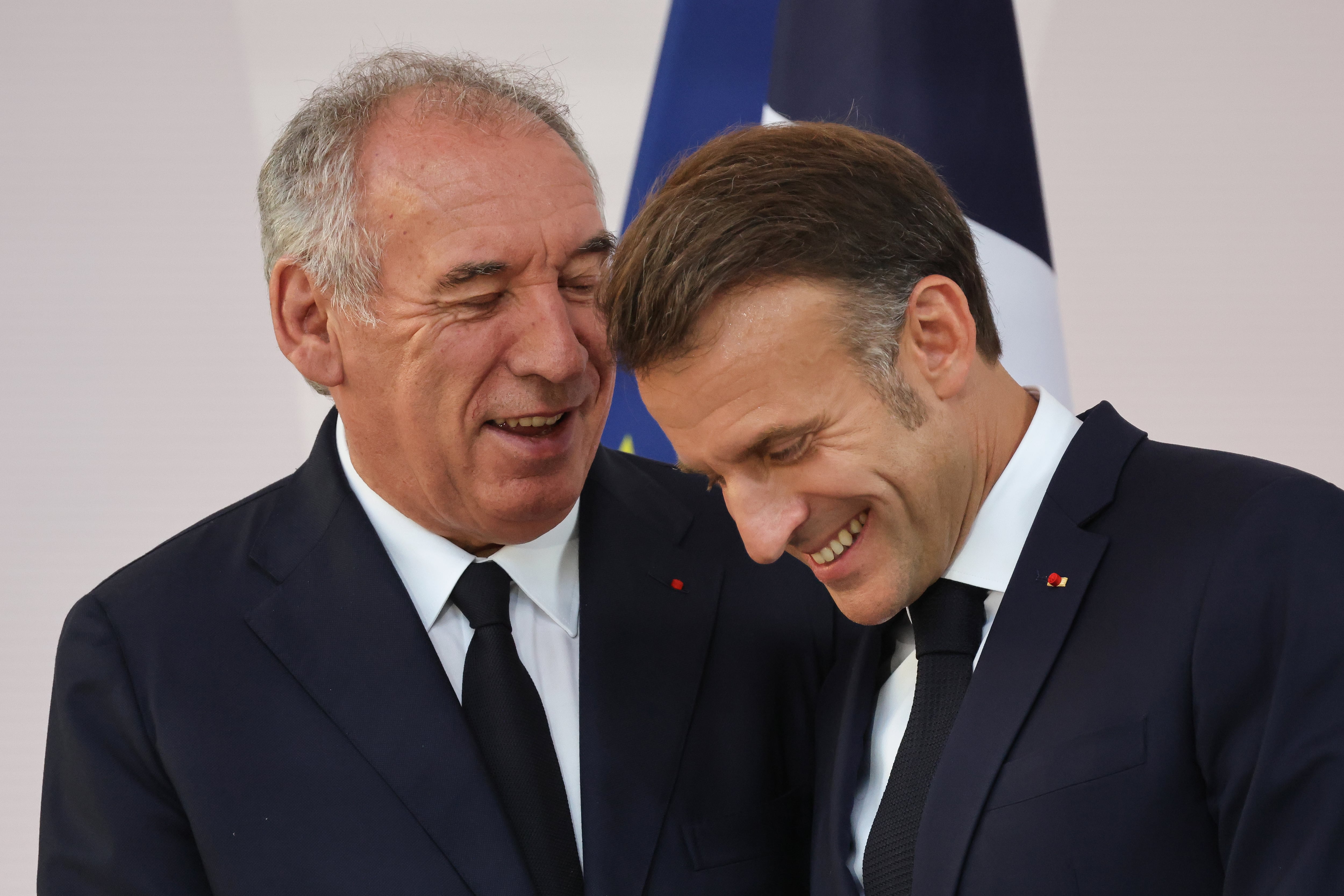François Bayrou, primer ministro y Emmanuel Macron, presidente de Francia.