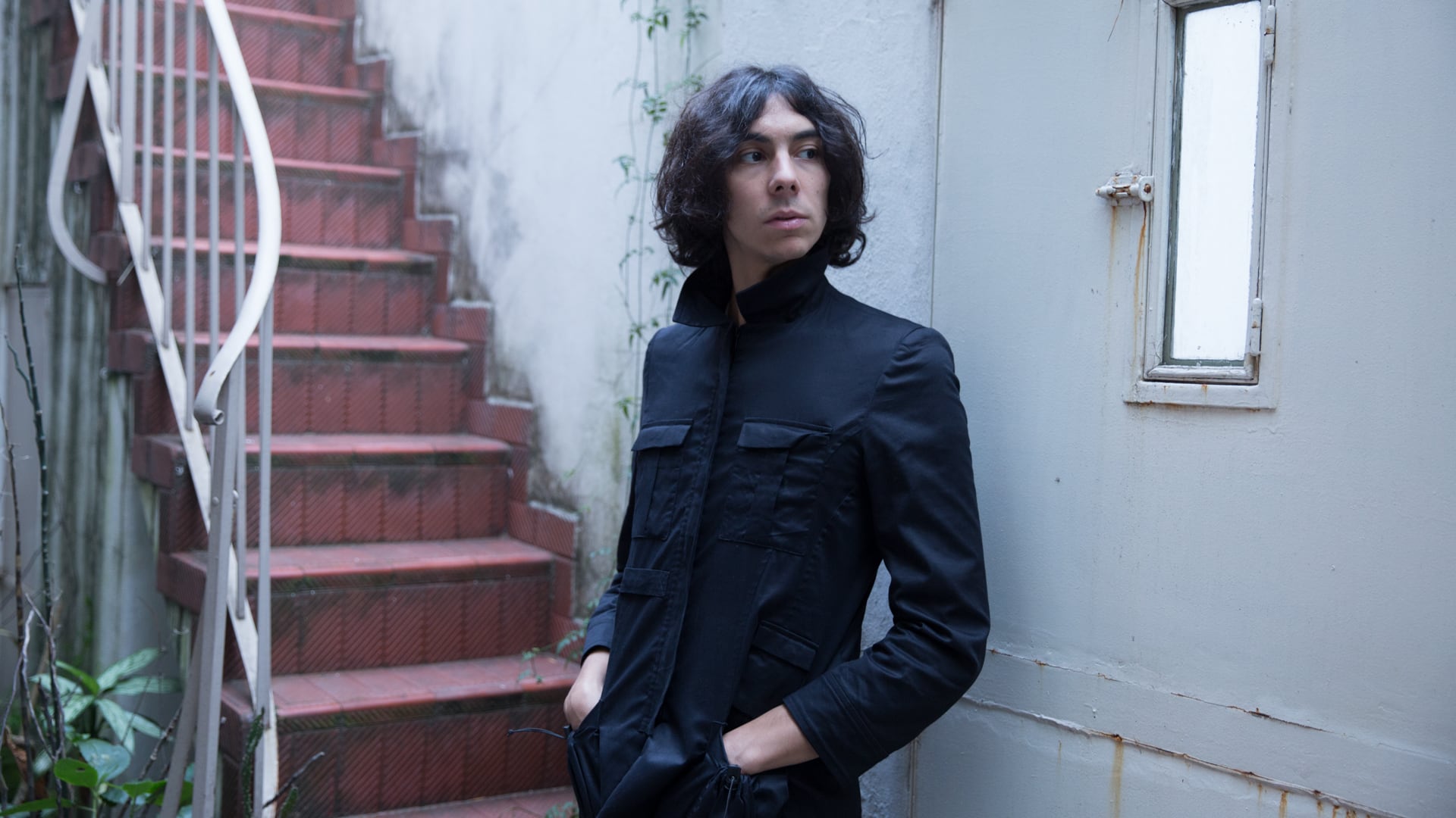 Luego de Canción común y En la cama, Albano publicará en mayo Pulsame en paz, con Simón Poxyran como invitado.